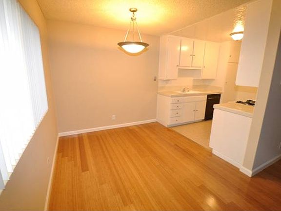 Similar Apartment Shown