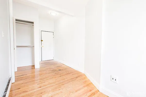 Rented by Oxford Property Group | media 4