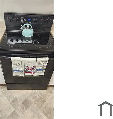 1079 Walnut St #A — Photo 3