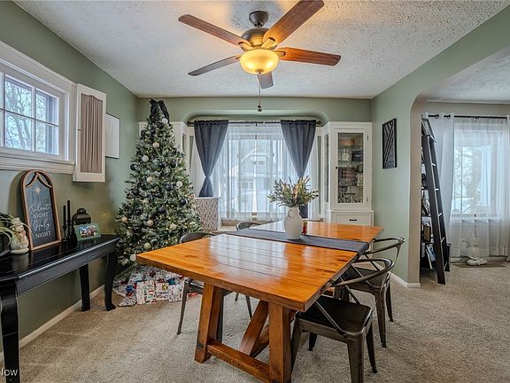 5th image of 16711 Pearldale Ave