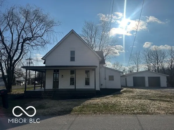 120 E Washington St, Veedersburg, IN 47987