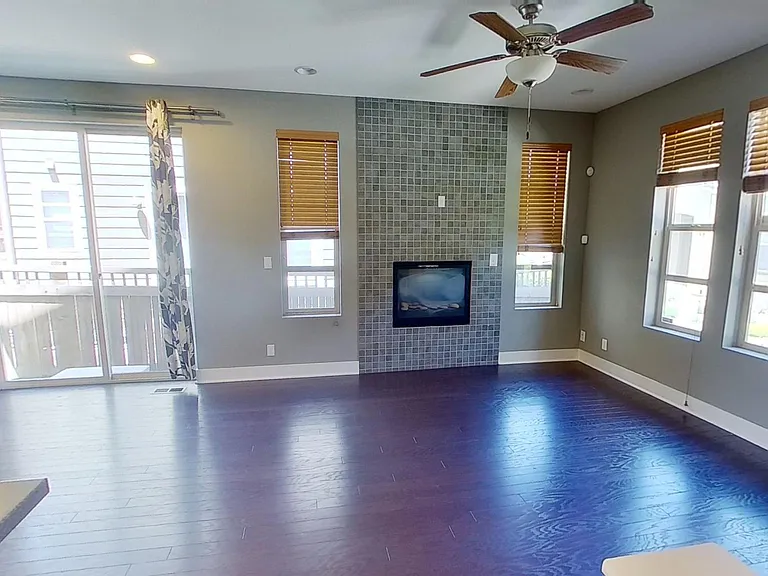 523 S Vance Ct — Photo 4