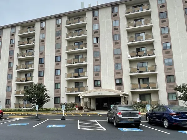 27507 Valley Run Dr #507, Wilmington, DE 19810