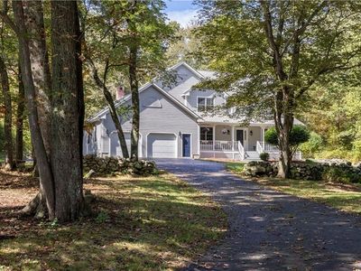 1081 Mooresfield Rd, South Kingstown, RI, 02879