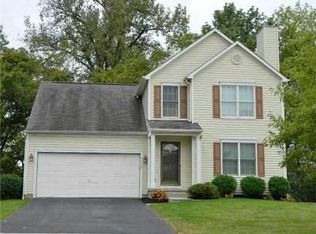 7853 Edgewater Dr, Canal Winchester, OH 43110
