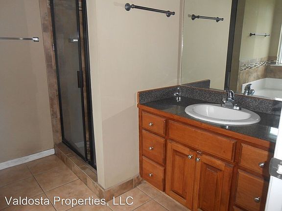 4th image of 5831 Barkley Ln