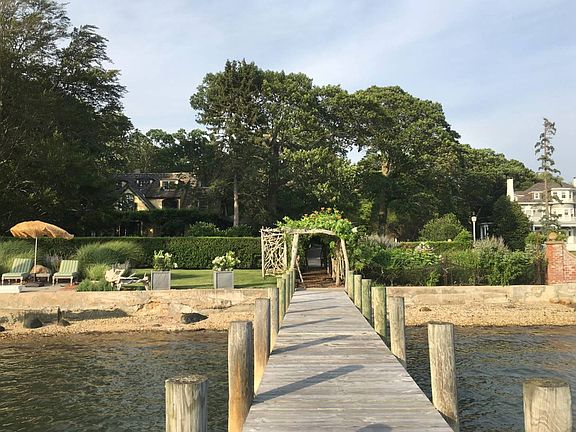 2nd image of 16 Harbor Ln