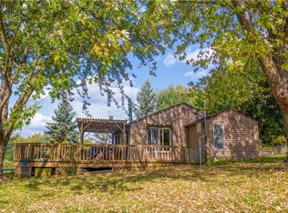 2573 Sturdevant Rd, Penn Yan, NY 14527