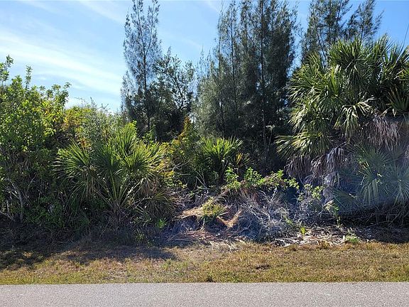 5th image of 9598 Spring Cir Lot 17