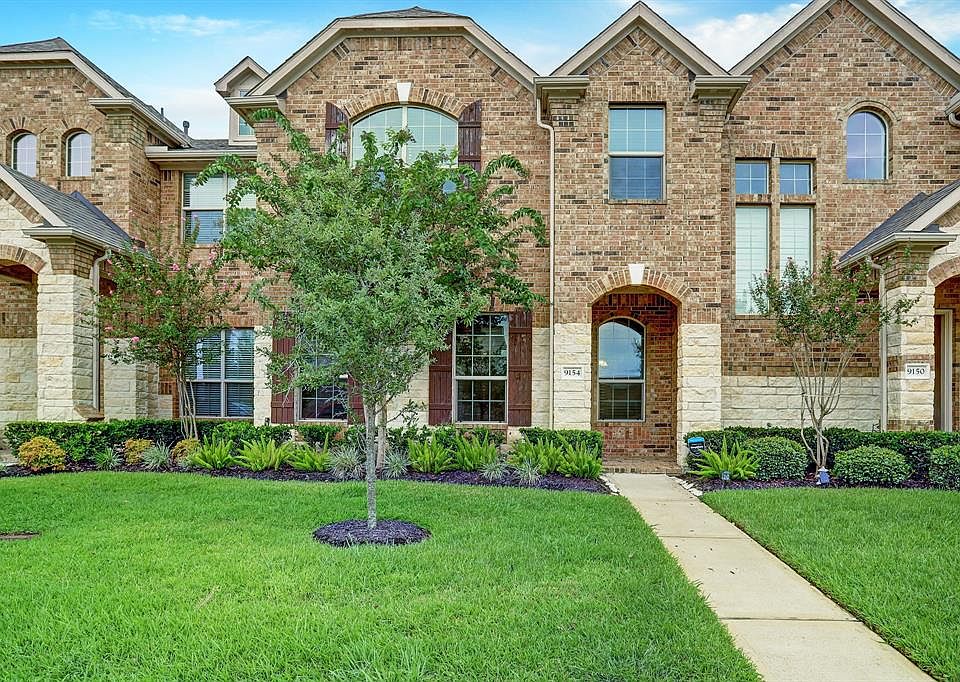 1st image of 9154 Sunlight Oak Ln