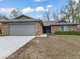 2504 W Broadway St, Broken Arrow, OK 74012