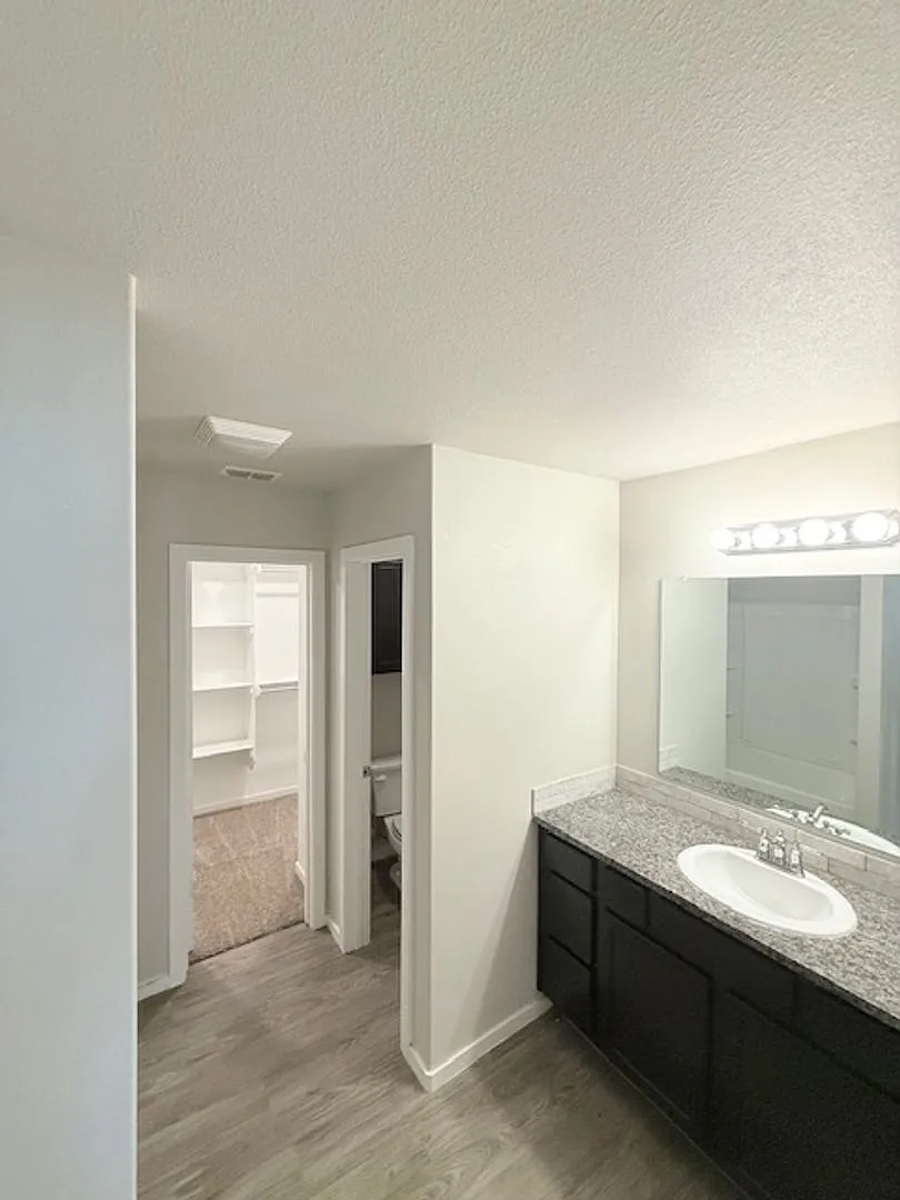 Upland Heights- 9712 Saratoga — Photo 4