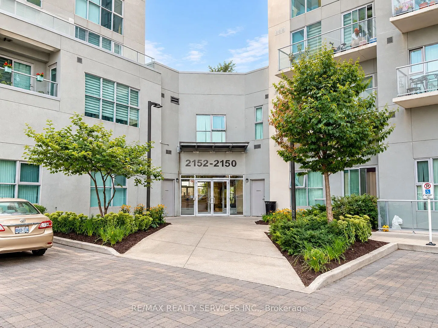 2 bed, $2,200 — Photo 3