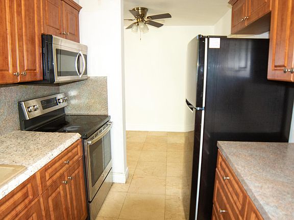 4th image of 4731 NE 2nd Ter