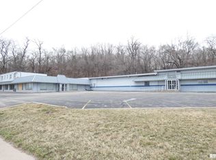 1965 E Washington St, East Peoria, IL