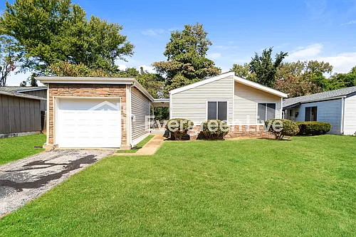1382 Langholm Dr Photo 1