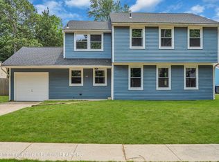 107 Lavenham Ct, Toms River, NJ 08755