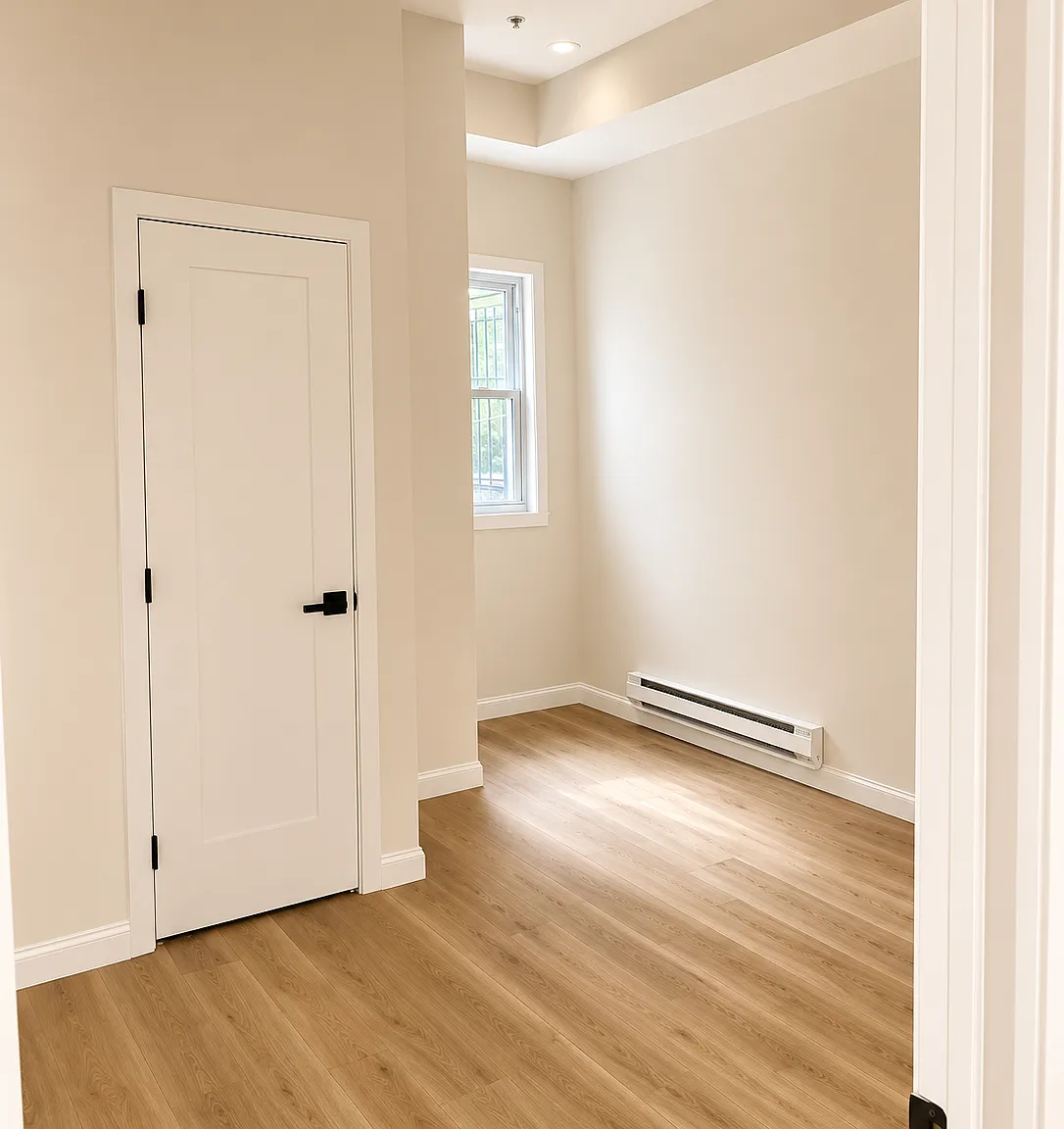 1527 W Westmoreland St — Photo 2