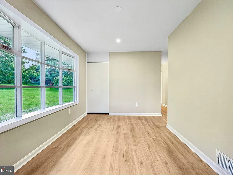 7200 Vellex Ln — Photo 20