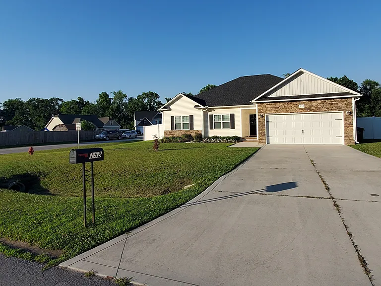 158 Backfield Pl — Photo 4