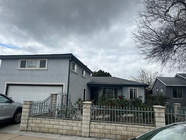 1st image of 1542 Mary Lou St