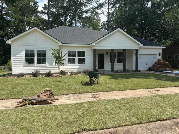 122 Bramwell Dr, Summerville, SC 29485