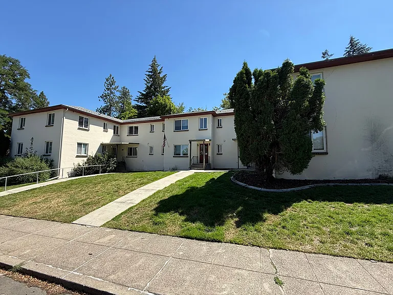 801 South Adams Street — Photo 3