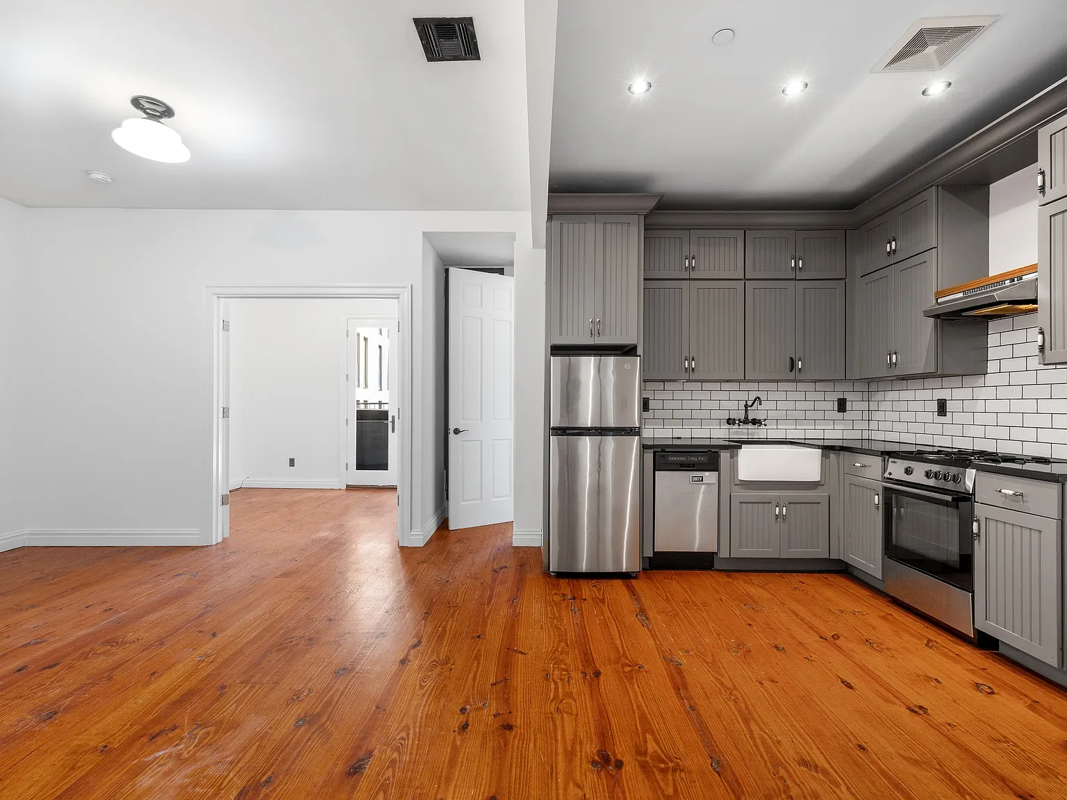 235 Kent Avenue — Photo 4