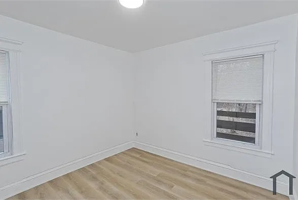 31 Rose St #1 — Photo 5