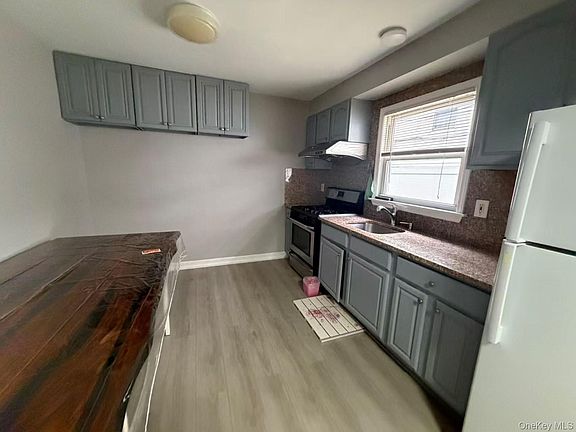 5th image of 5715 224th Street