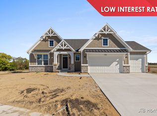 11386 Shoreline Dr, Allendale, MI 49401