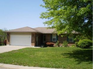 313 S Jennings St, Odessa, MO 64076