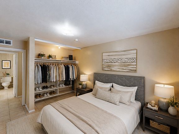 4th image of 3950 Hollister Rd #95