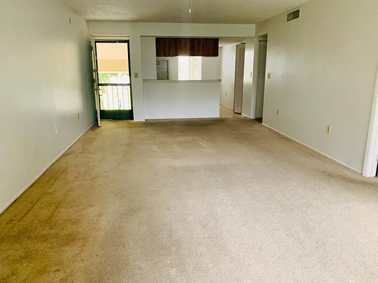 112 Cypress Ct — Photo 7