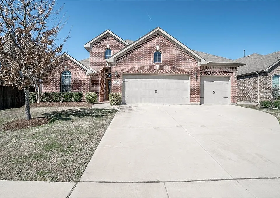 1405 Nightingale Dr