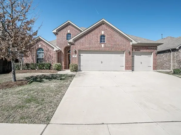 1405 Nightingale Dr, Aubrey, TX 76227
