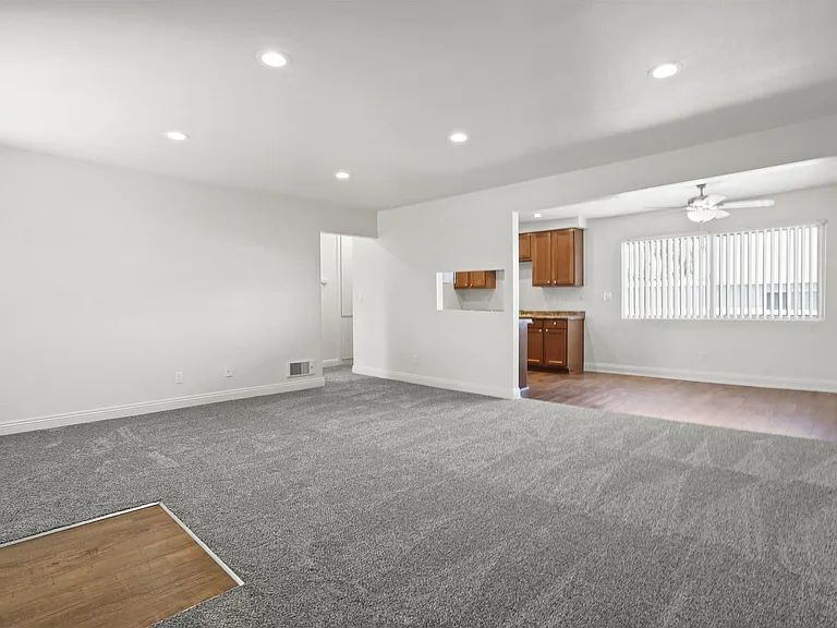 Stonehedge Apartments — Photo 24