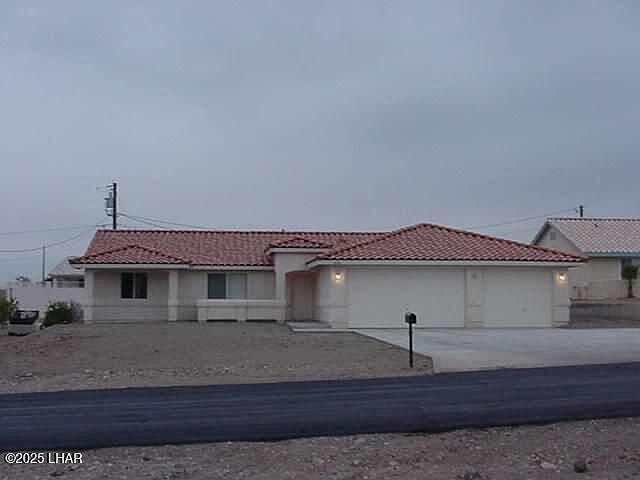 1st image of 3033 Oro Grande Blvd