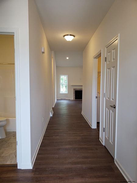 5th image of 29 OBERLIN Place