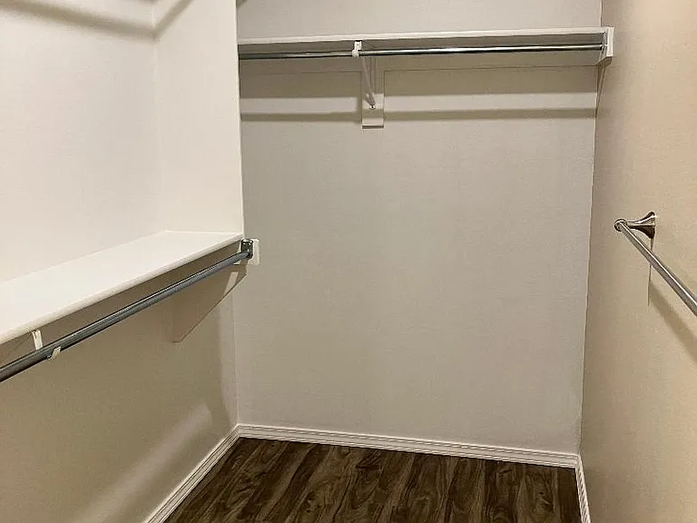 2105 Brown Bear Ln — Photo 11