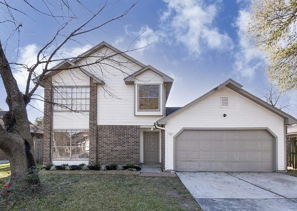 1st image of 16303 Villa Del Norte Dr