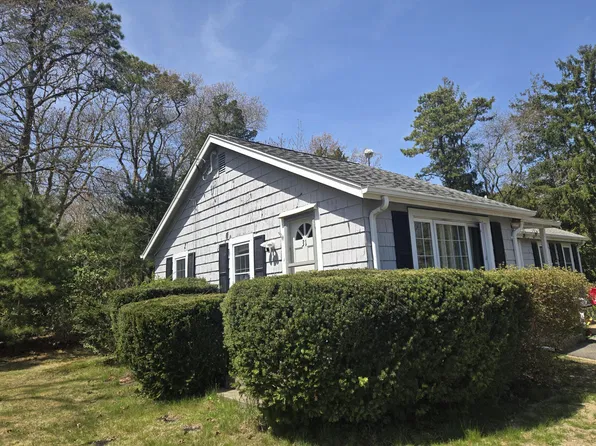 31 Head of the Bay Rd Road, Bourne, MA 02532