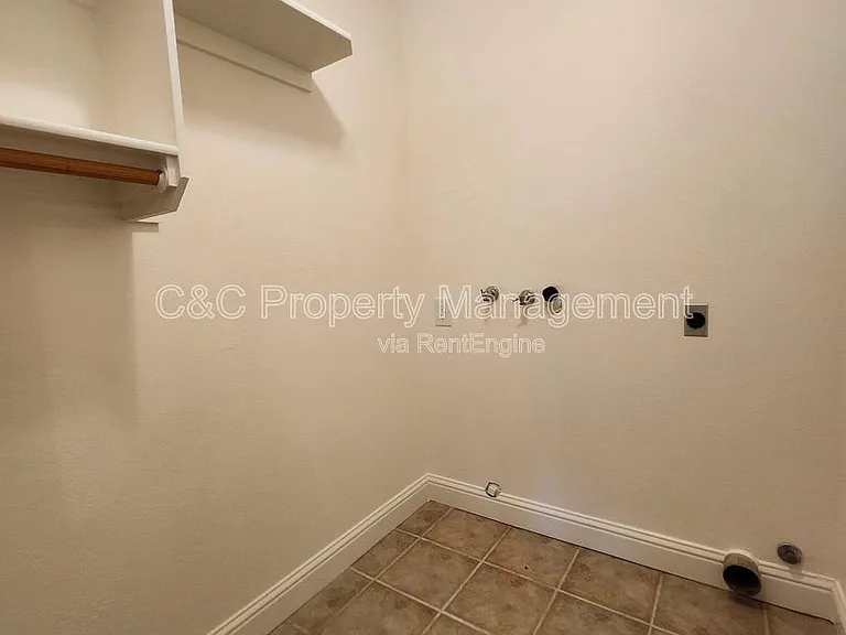 2546 W Victor Ct #102 — Photo 17