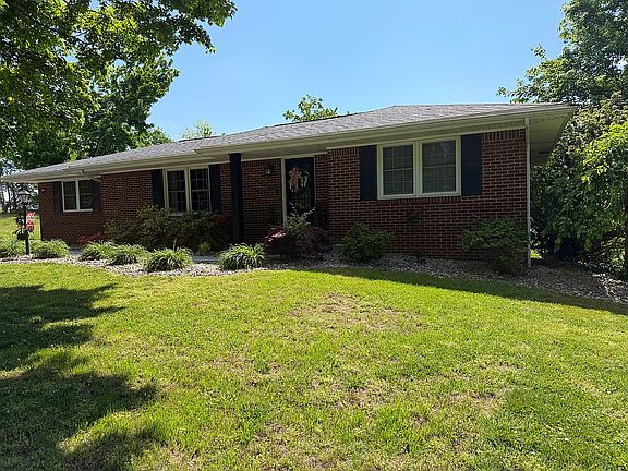 4th image of 2445 Milltown Rd