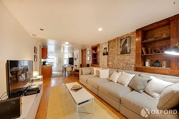 Rented by Oxford Property Group | media 3