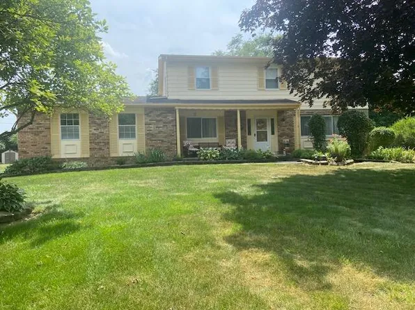 4071 Chancellor Dr, Grove City, OH 43123