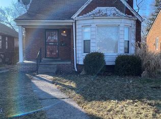 19143 Strathmoor St, Detroit, MI 48235