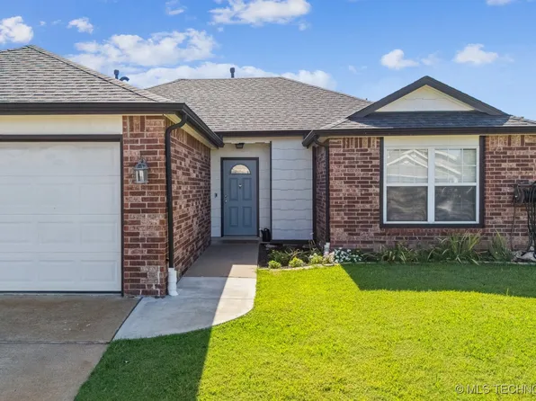 11104 N 144th East Ave, Owasso, OK 74055