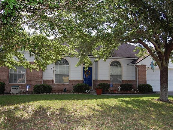 01 Front of Home