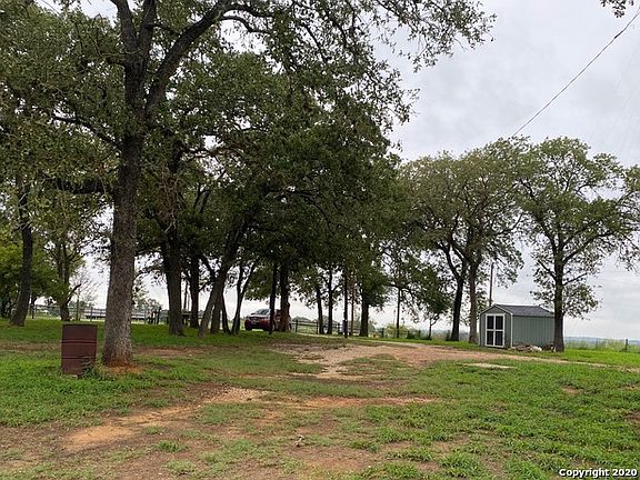 5th image of 792 Wolf Ln